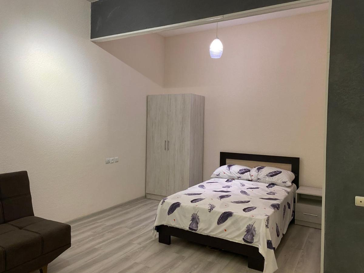 City Center Studio - Ереван Экстерьер фото