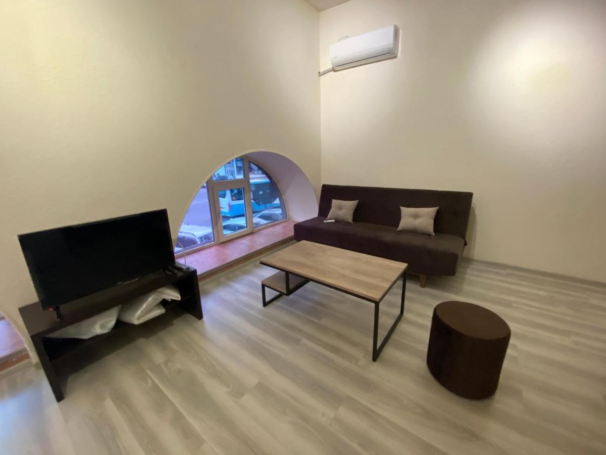 City Center Studio - Ереван Экстерьер фото